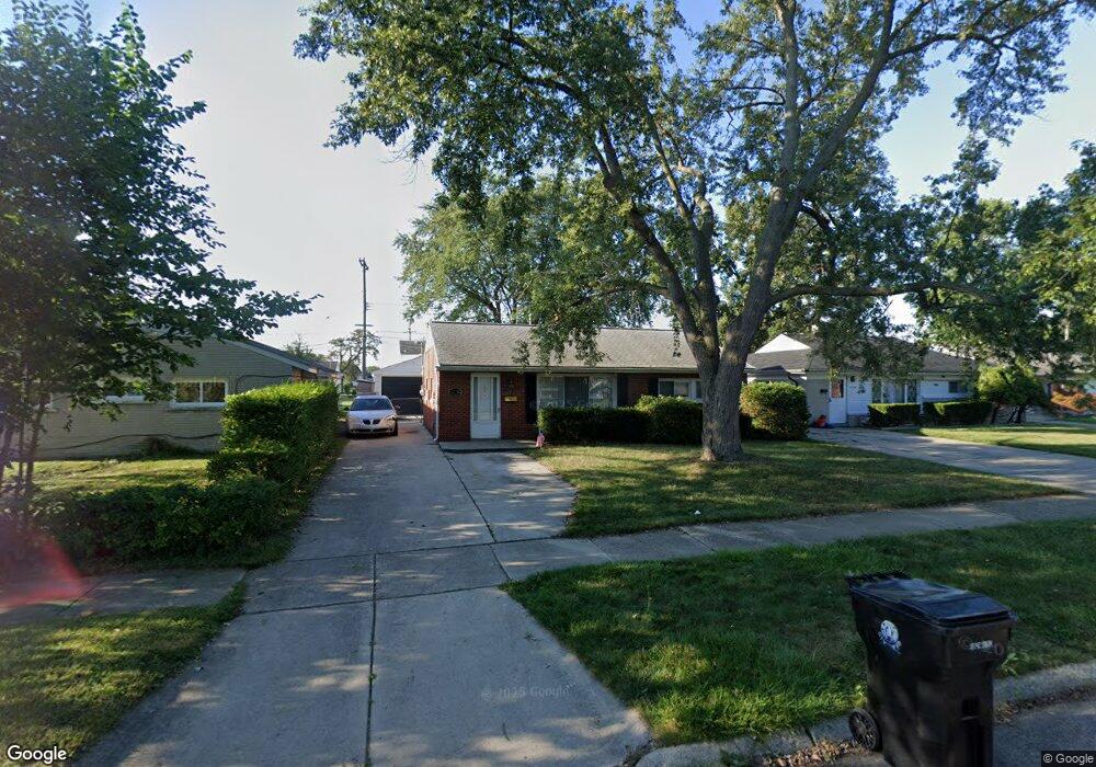 15436 Hill Ct, Roseville, MI 48066 - photo 1