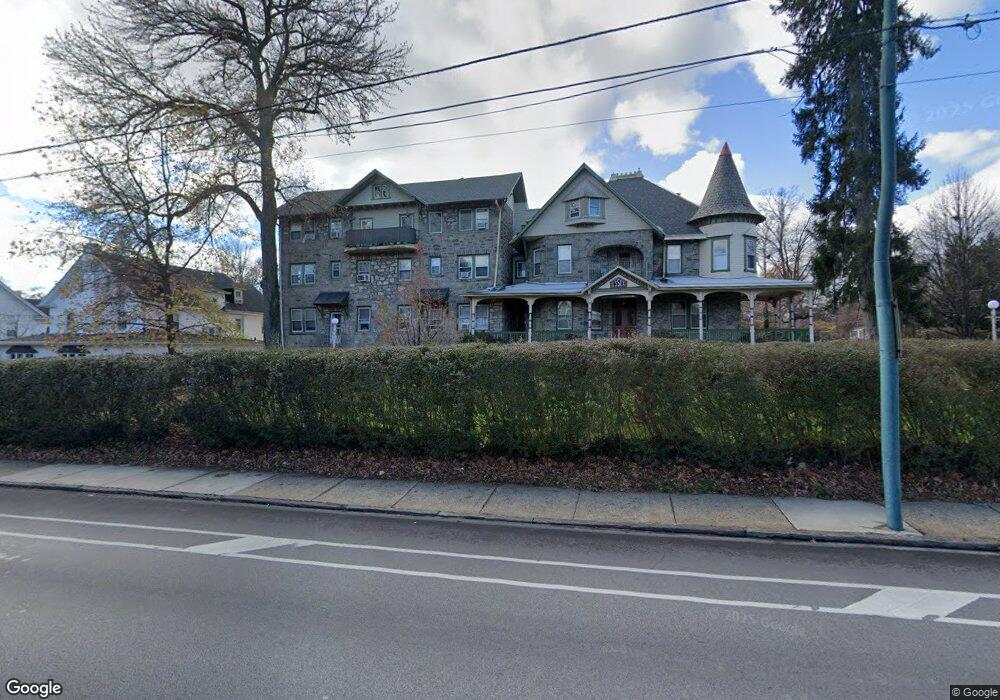 192 N Lansdowne Ave unit C4, Lansdowne, PA 19050 - photo 1