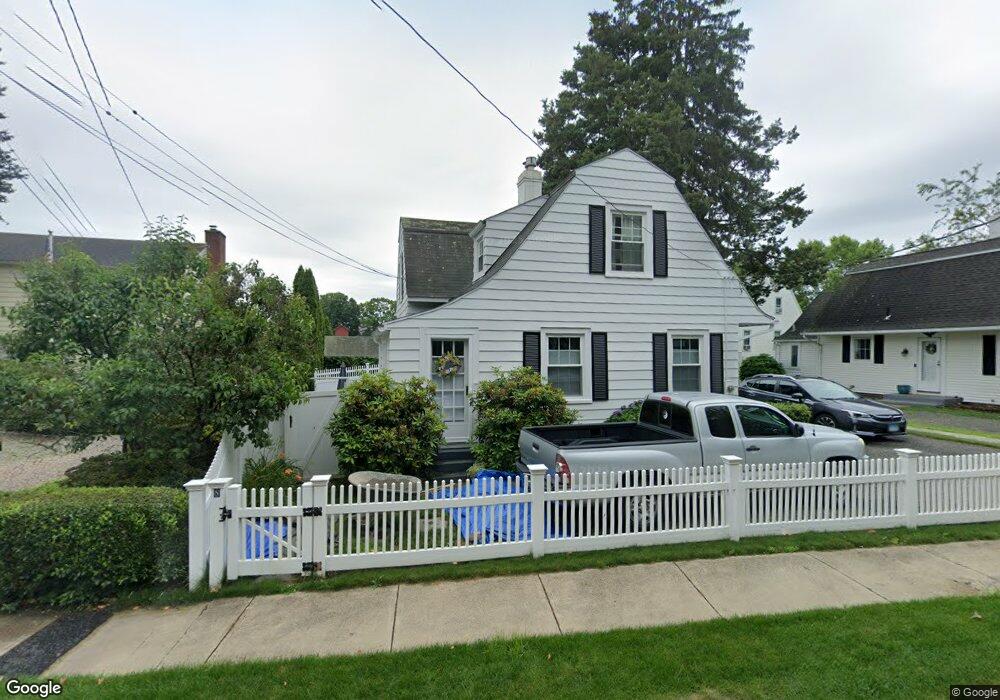 8 Elizabeth St, Branford, CT 06405 - photo 1