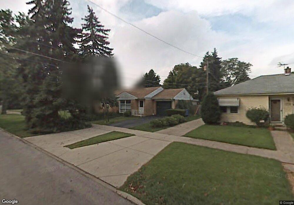 1498 Maple St, Des Plaines, IL 60018 - photo 1