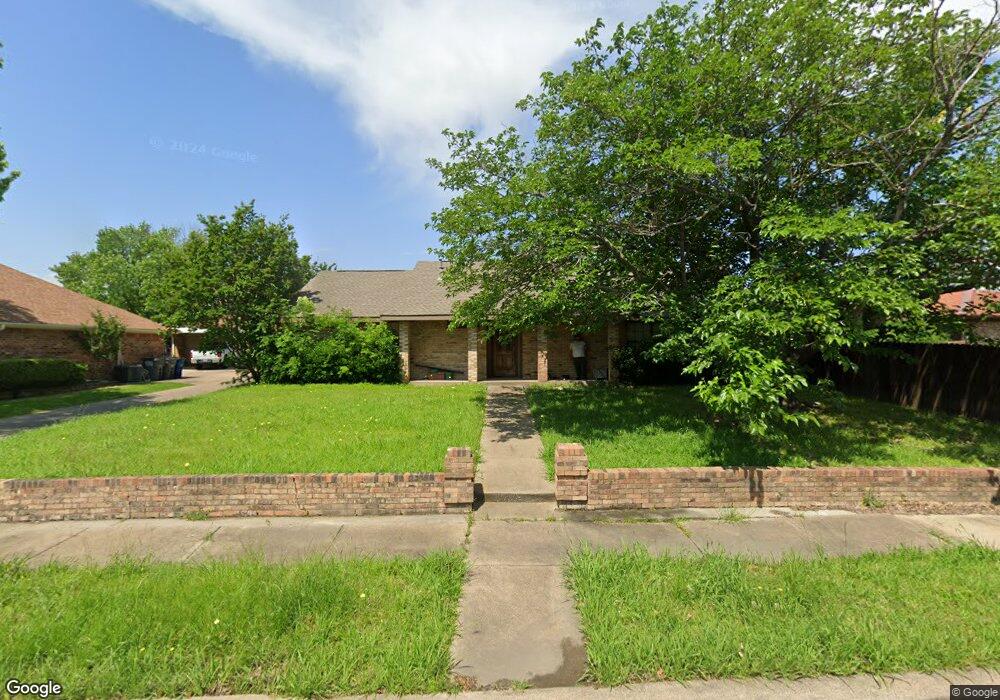 211 Spence Dr, Wylie, TX 75098 - photo 1