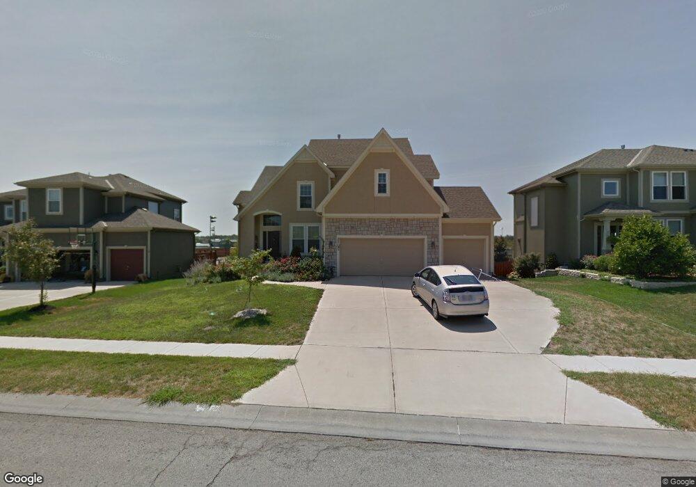 22105 W 59th St, Shawnee, KS 66226 - photo 1