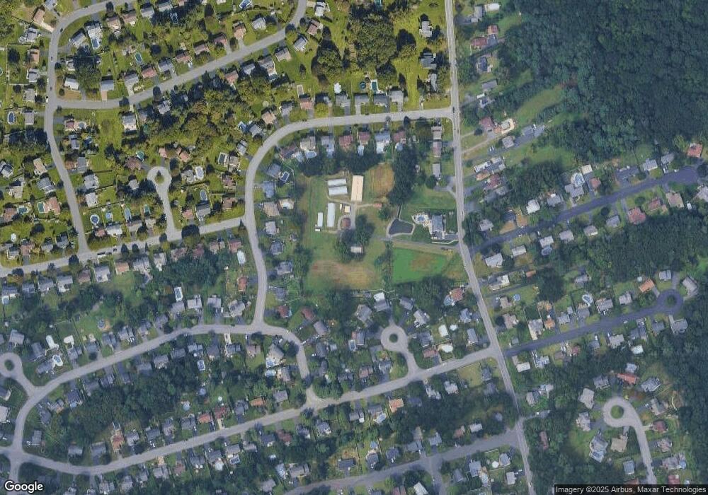 216 Vly Rd, Schenectady, NY 12309 - photo 1