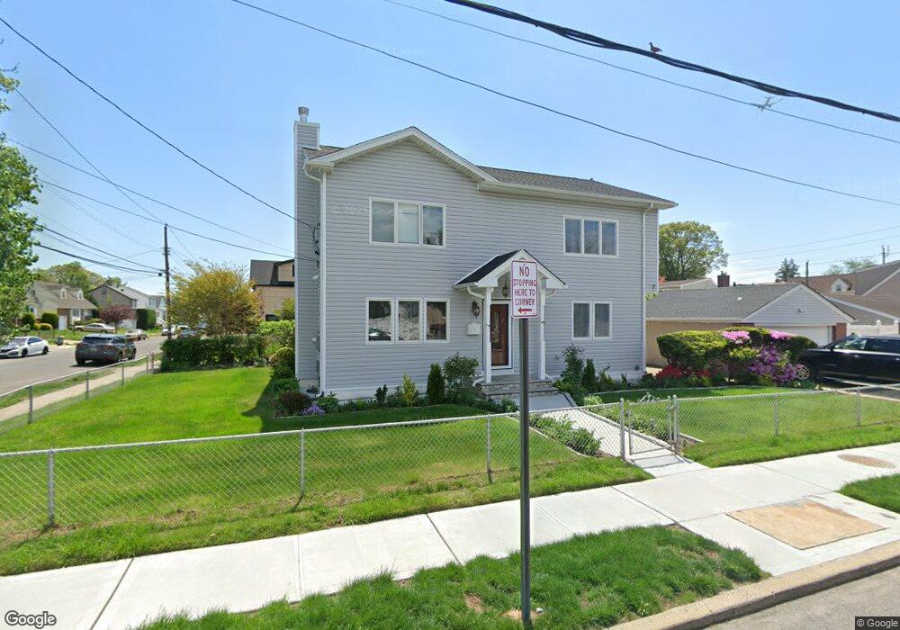 1167 Russell St, Franklin Square, NY 11010 - photo 1