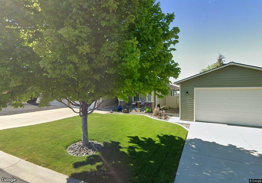 1807 Grande Ronde Ct, Lewiston, ID 83501 - photo 1