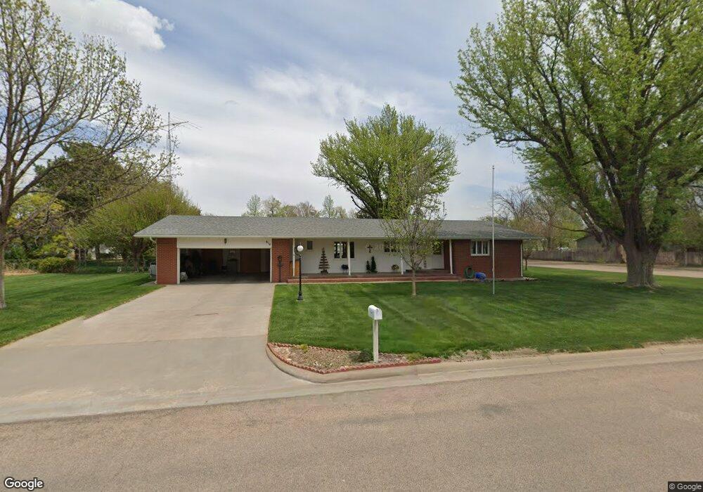 614 S Polk St, Hugoton, KS 67951 - photo 1