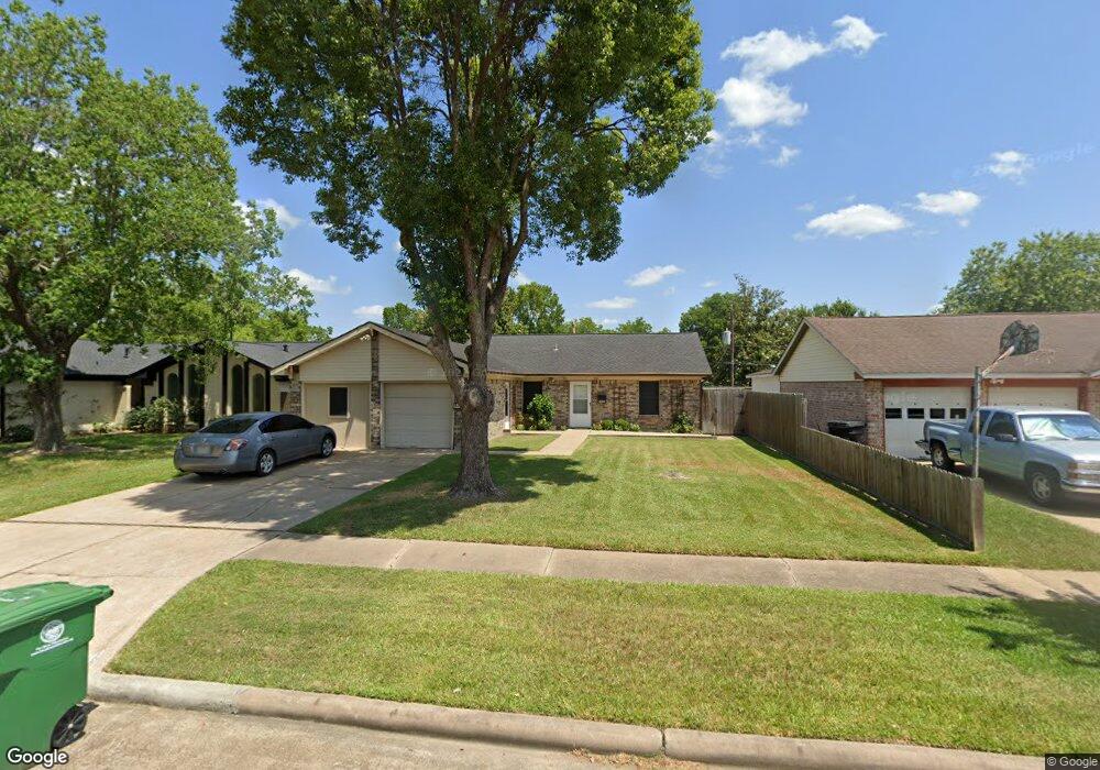 9747 Santa Monica Blvd, Houston, TX 77089 - photo 1