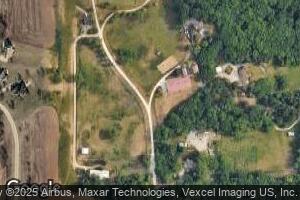 7830 N Pillow Hill Rd, Spring Grove, IL 60081