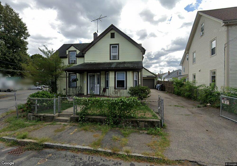 2 Massasoit Ct, Waltham, MA 02453 - photo 1