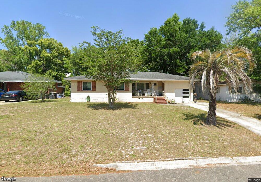 7029 Knotts Dr, Jacksonville, FL 32210 - photo 1