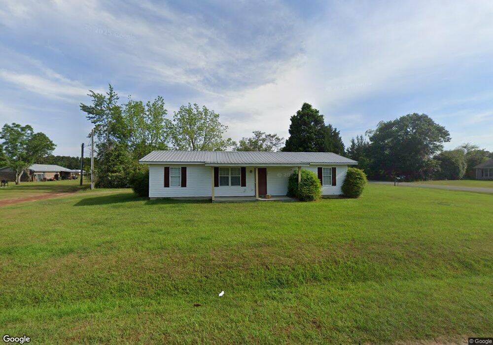 125 Cecil Cir, Fitzgerald, GA 31750 - photo 1