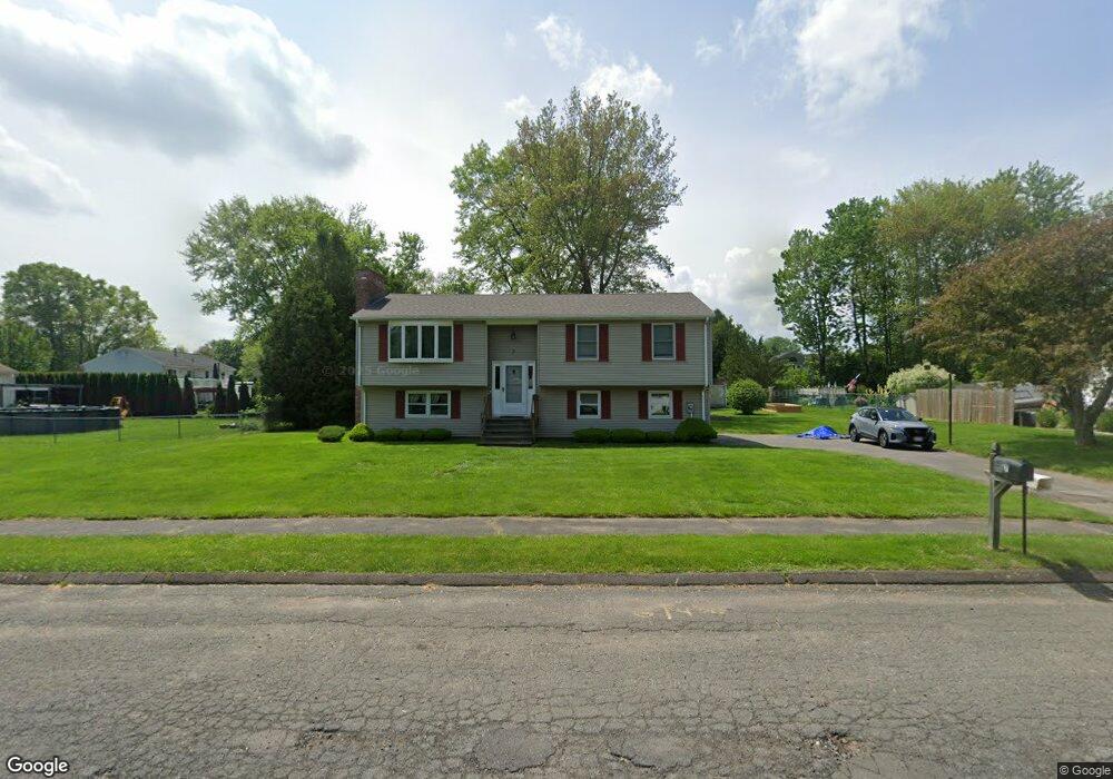 7 Beech Ln, Feeding Hills, MA 01030 - photo 1