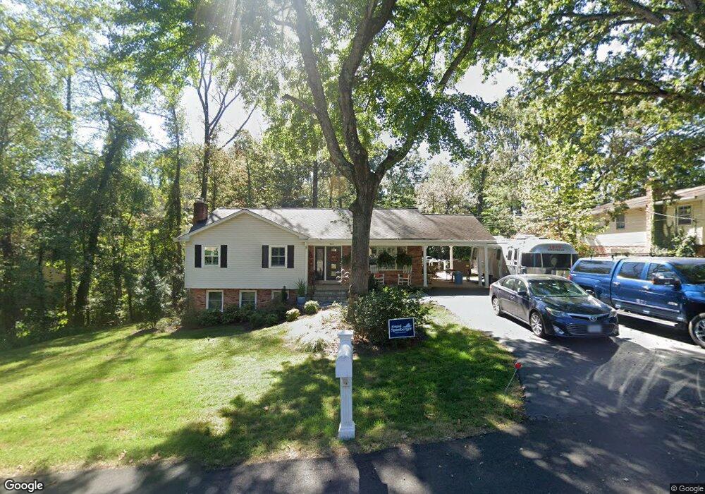 205 Mchenry St SE, Vienna, VA 22180 - photo 1