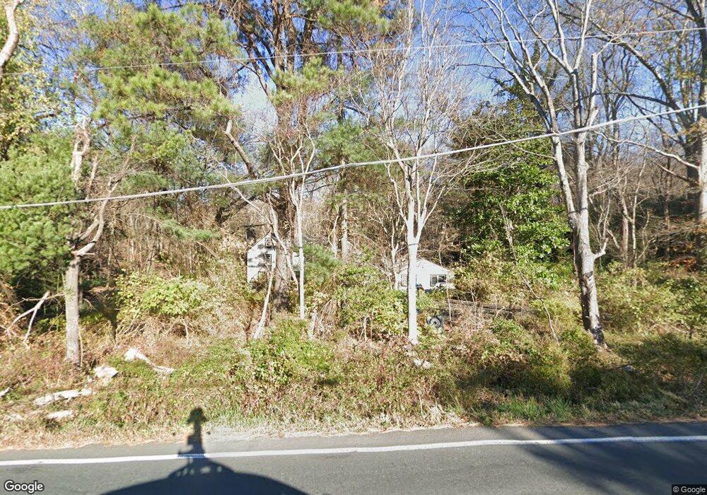 8544 Georgetown Pike, McLean, VA 22102 - photo 1