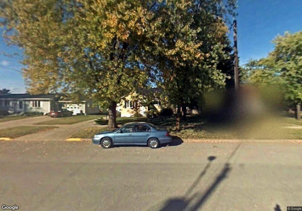 1704 20th Ave, Menominee, MI 49858 - photo 1