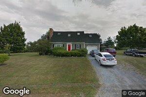61 Indian Hill Cir, Middletown, RI 02842