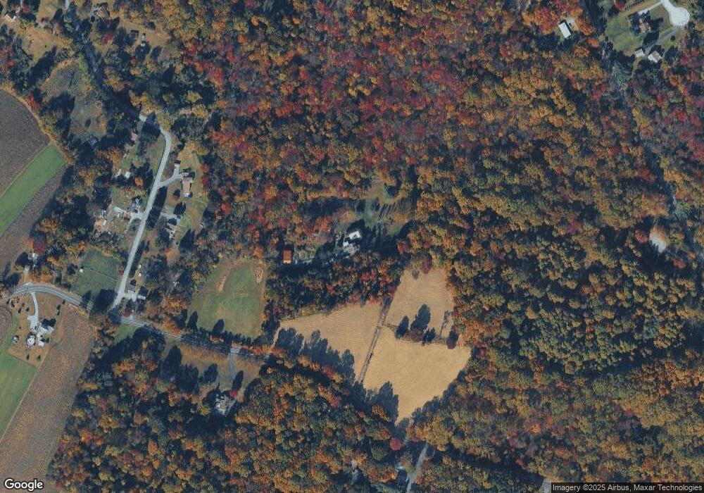 11 Cardinal Ln, Temple, PA 19560 - photo 1