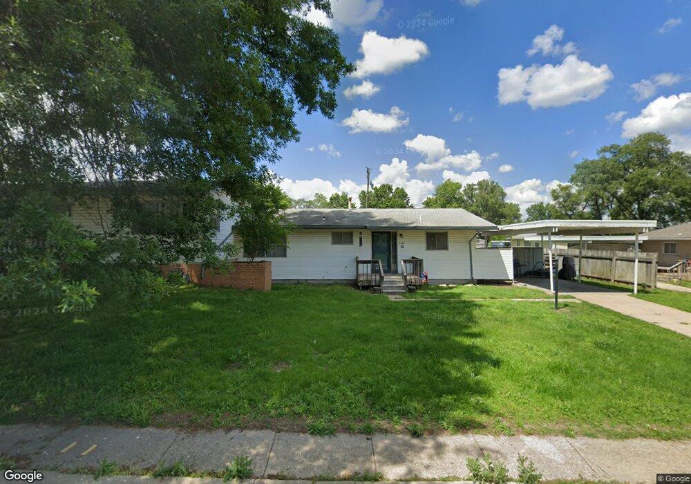 1610 SW 69th Terrace, Topeka, KS 66619 - photo 1