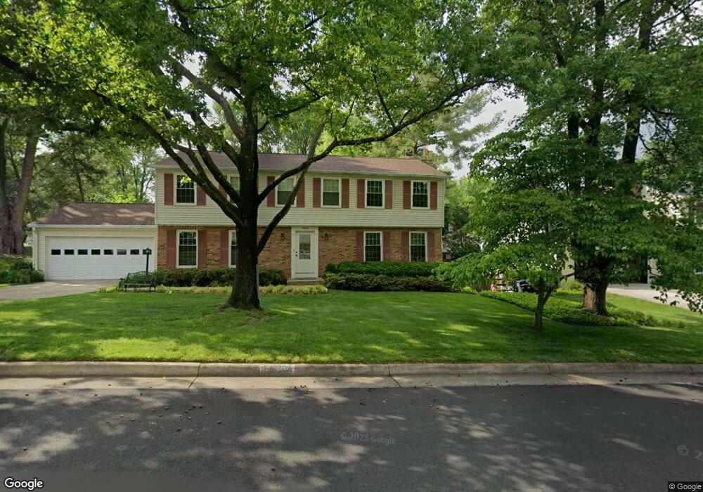 9926 Manet Rd, Burke, VA 22015 - photo 1