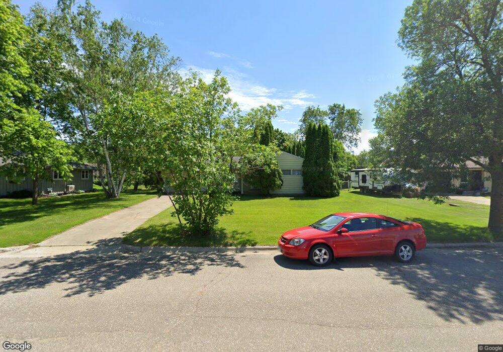 814 Winona Dr SW, Alexandria, MN 56308 - photo 1