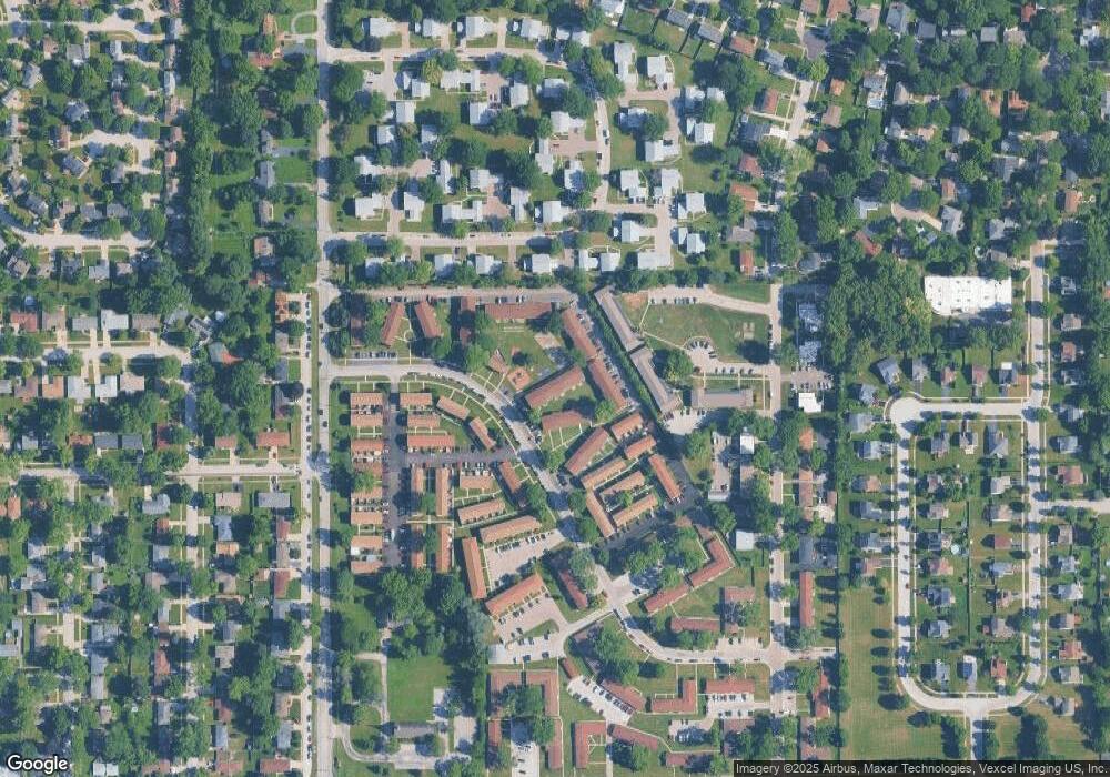 1357 Monomoy St unit C4, Aurora, IL 60506 - photo 1