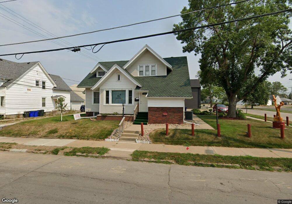 117 16th Ave SW, Cedar Rapids, IA 52404 - photo 1