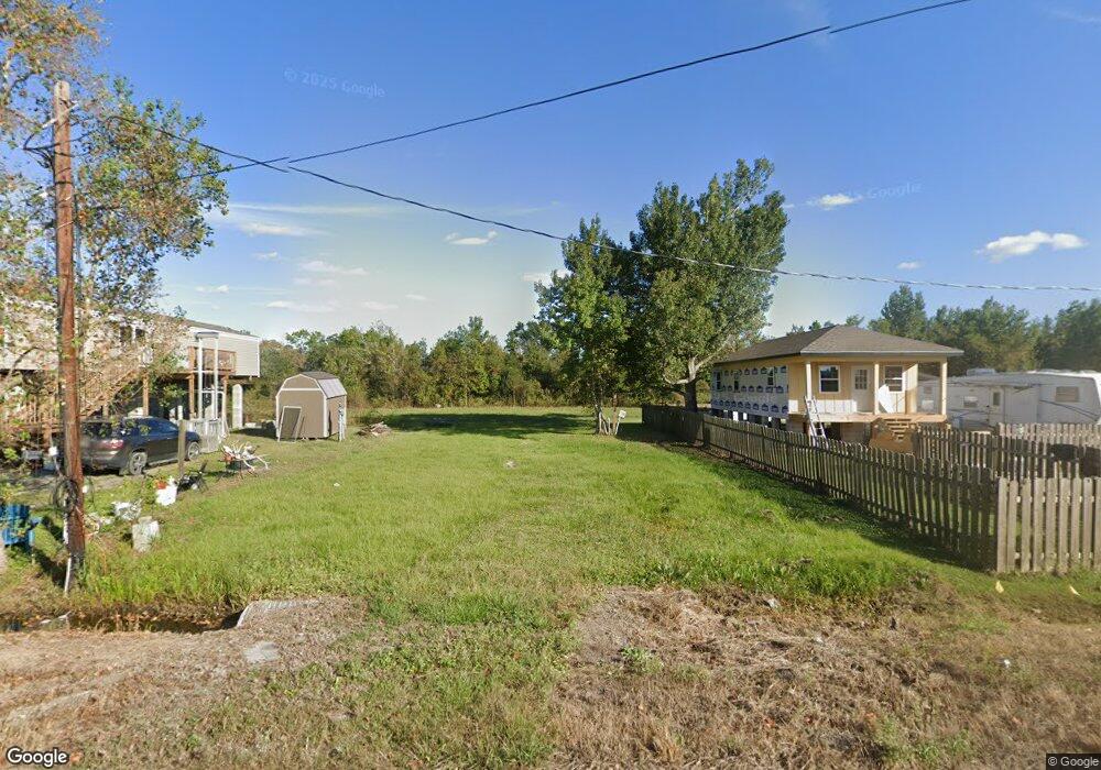 421 Ashland Dr, Houma, LA 70363 - photo 1