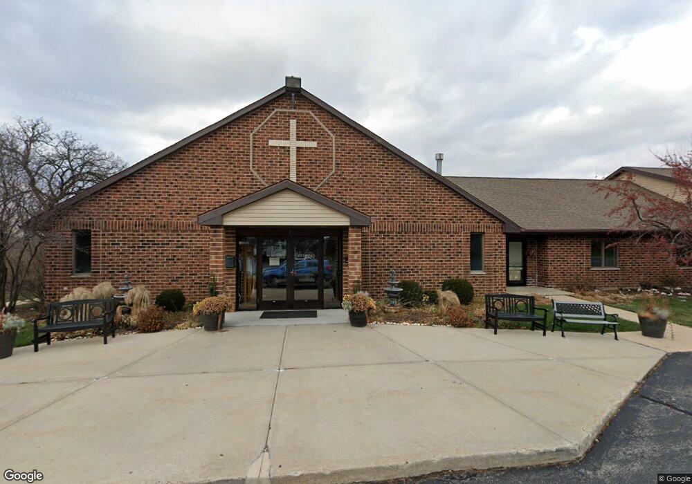 100 Hanson Rd, Algonquin, IL 60102 - photo 1