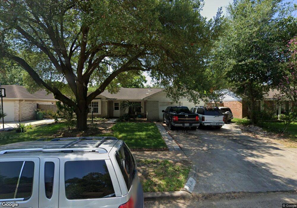 1119 Rainy River Dr, Houston, TX 77088 - photo 1