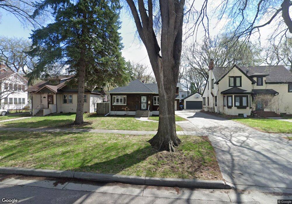 1418 9th St S, Fargo, ND 58103 - photo 1