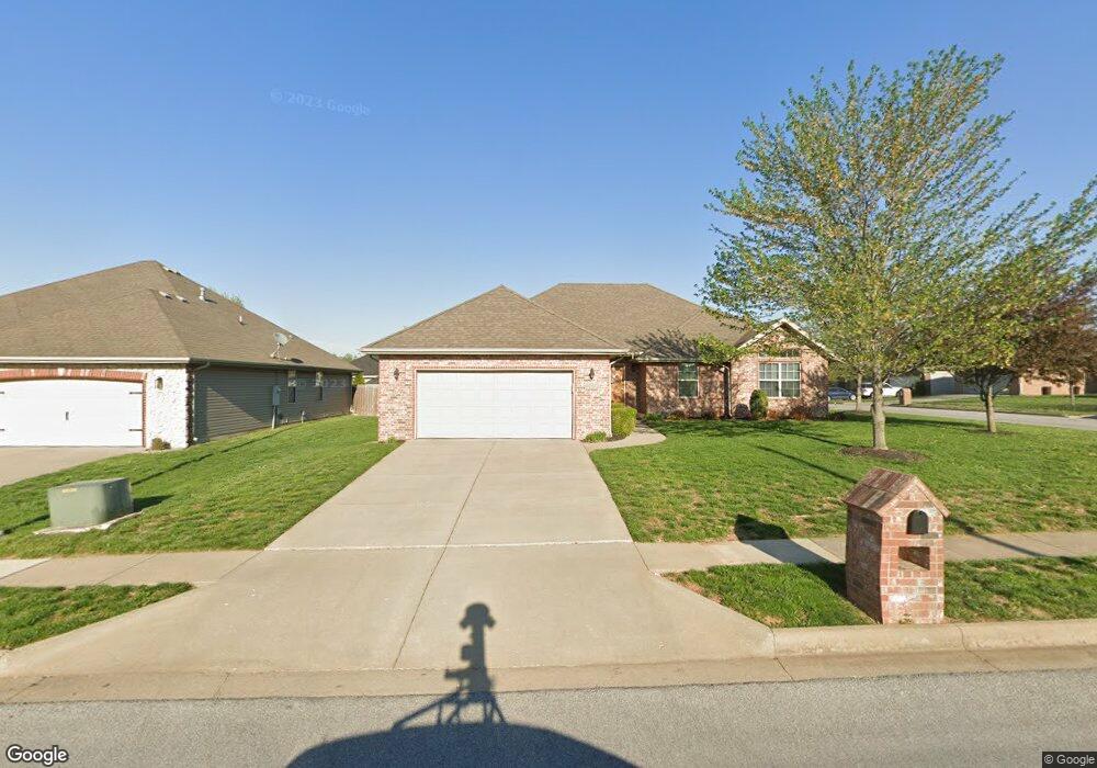 202 N Leann Dr, Nixa, MO 65714 - photo 1