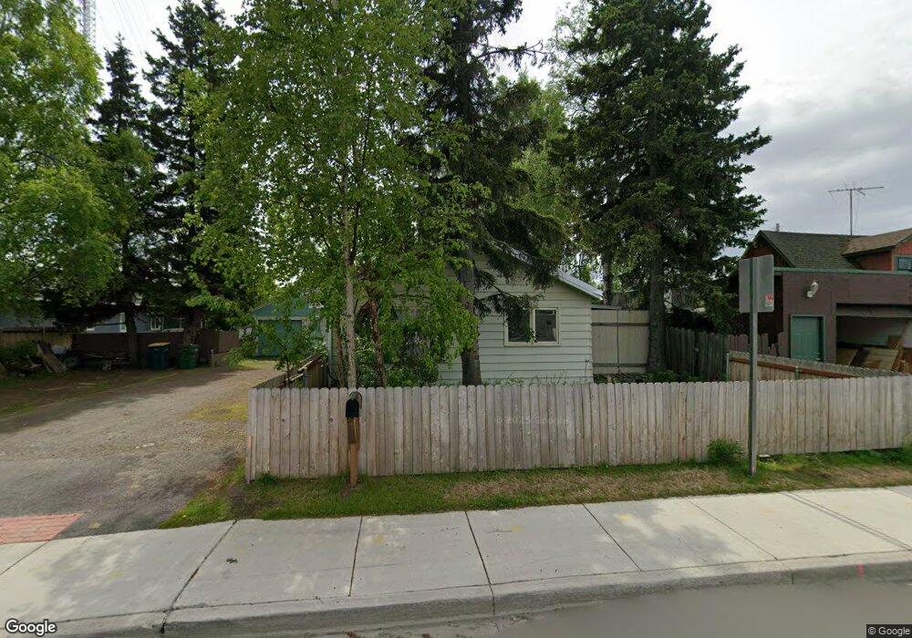 1102 W 30th Ave, Anchorage, AK 99503 - photo 1