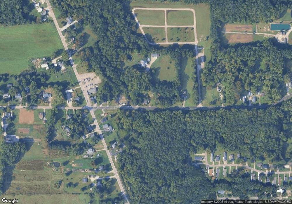 5211 E Maple Rd, Geneva, OH 44041 - photo 1