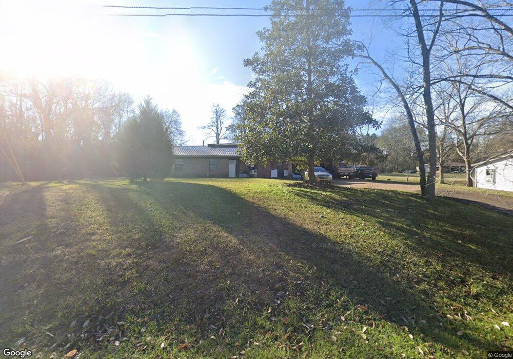 230 Bradley St, Hazlehurst, MS 39083 - photo 1