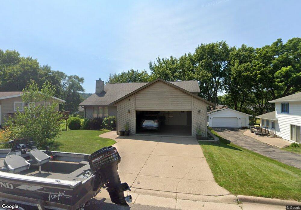 904 Spruce Dr, La Crescent, MN 55947 - photo 1