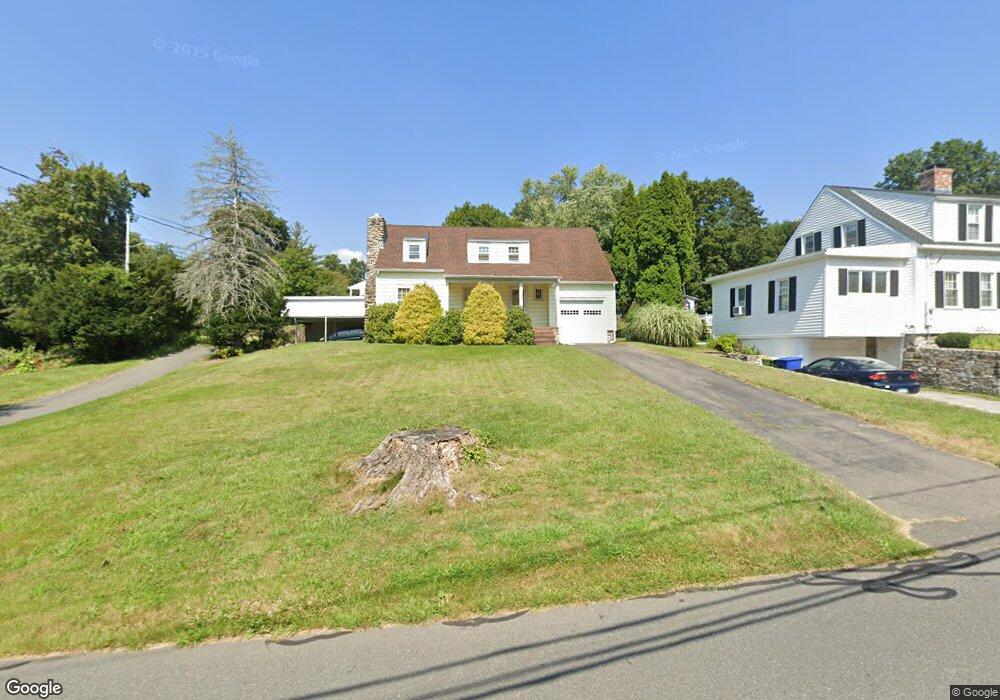 215 Montoe Rd, Waterbury, CT 06704 - photo 1