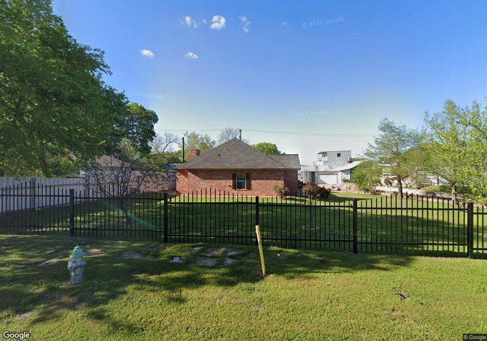 221 E Hull St, Denison, TX 75021 - photo 1
