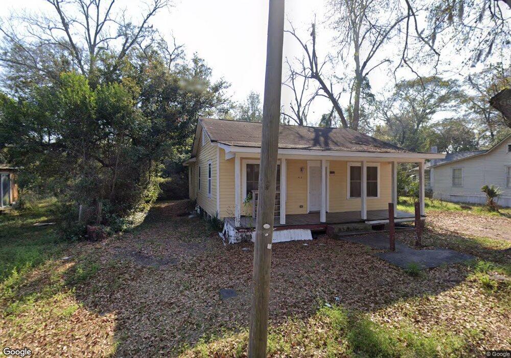 413 W 55th St, Savannah, GA 31405 - photo 1