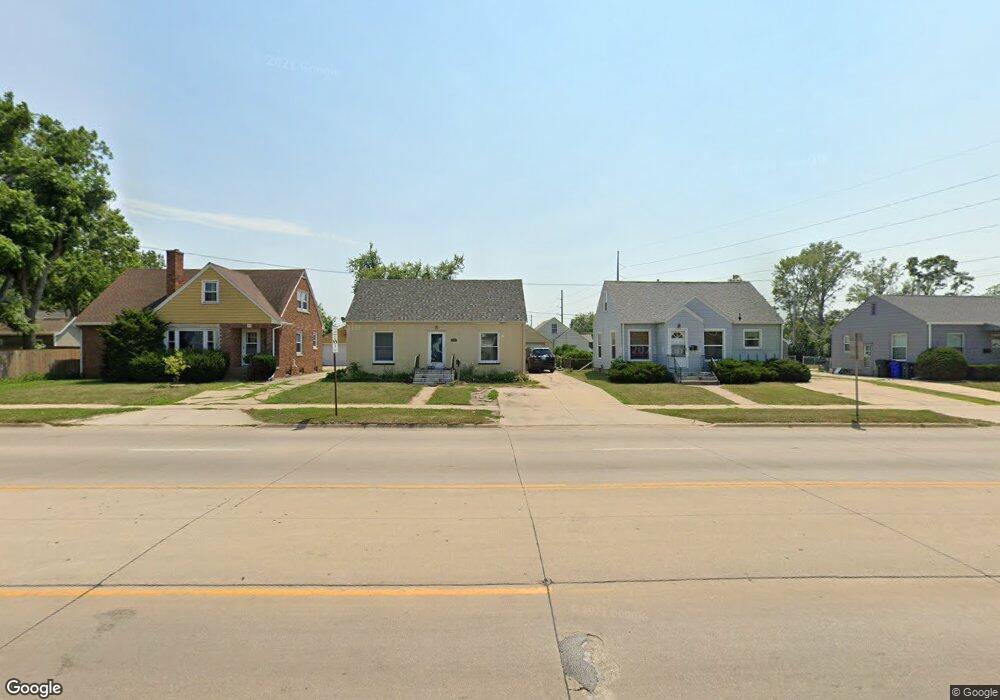 1715 1st Ave SW, Cedar Rapids, IA 52405 - photo 1