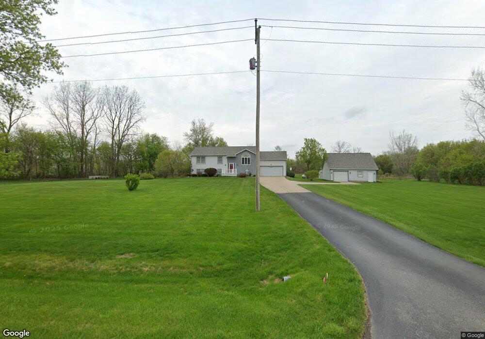 12432 W Hill Rd, Swartz Creek, MI 48473 - photo 1