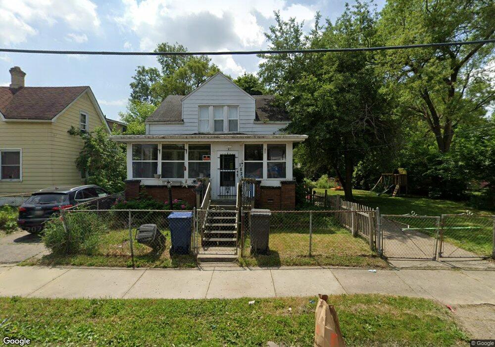 1820 Delaware Ave, Flint, MI 48506 - photo 1