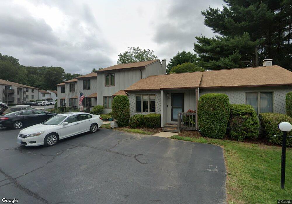 32 Kristee Cir unit 33, West Warwick, RI 02893 - photo 1