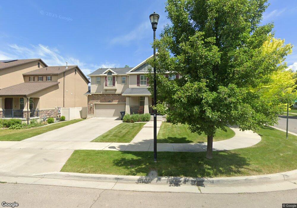 243 E Flicker Dr, Sandy, UT 84070 - photo 1