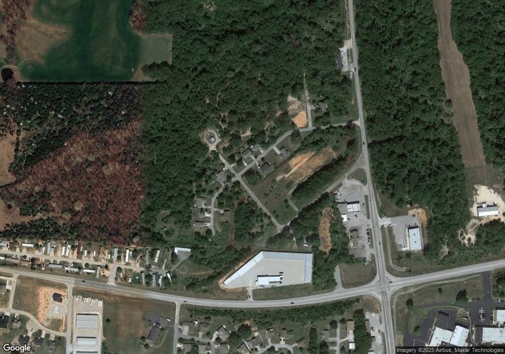 76 Thundering Pines Ln, Reeds Spring, MO 65737 - photo 1