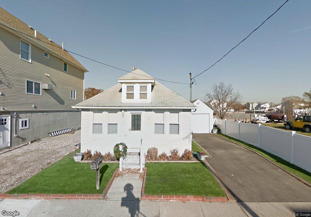 3 Stanton Place, Oceanside, NY 11572 - photo 1