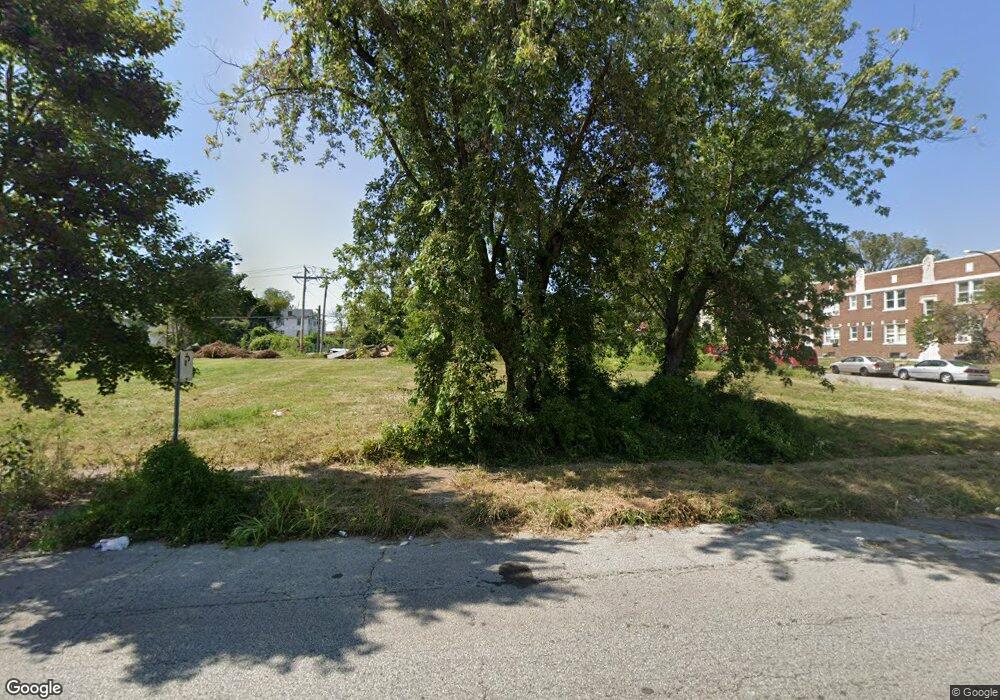 4249 N Newstead Ave, Saint Louis, MO 63115 - photo 1