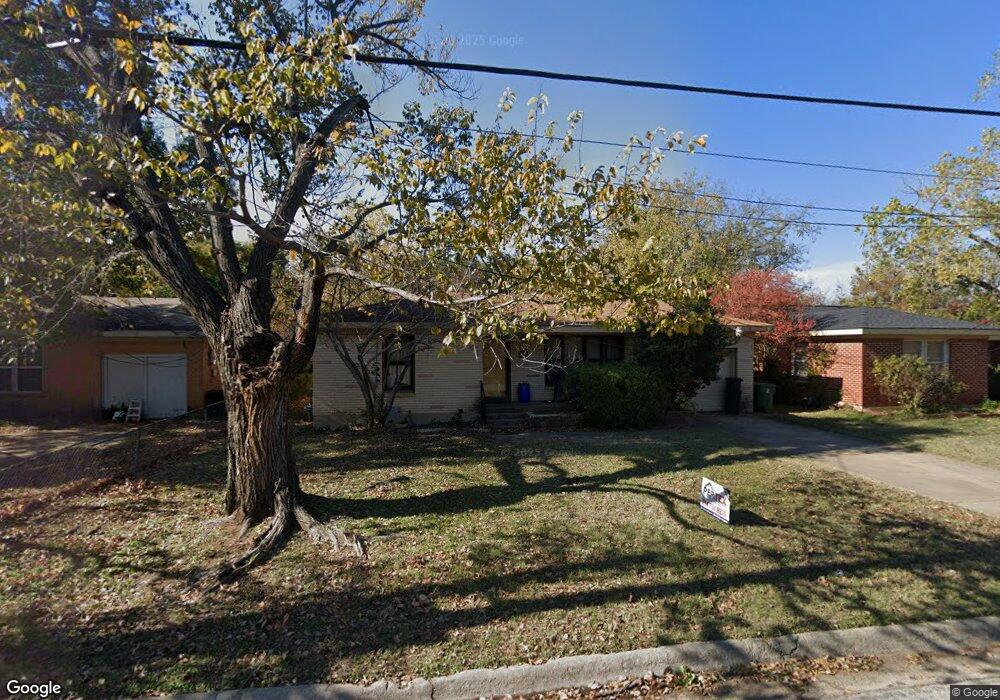 449 Harmon Rd, Hurst, TX 76053 - photo 1