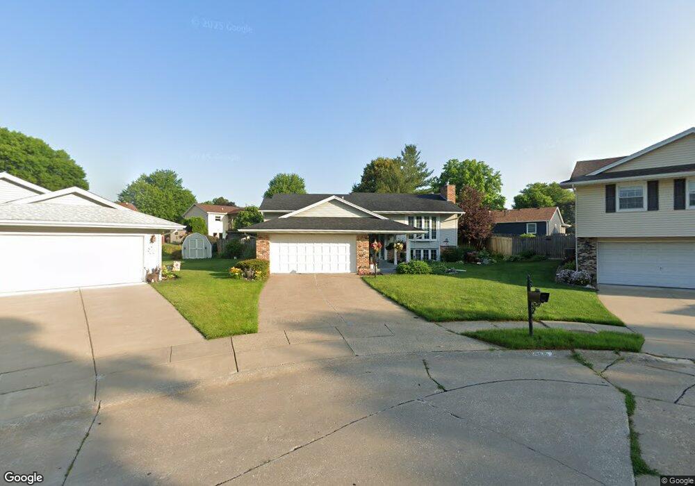 4618 Fillmore Ct, Davenport, IA 52806 - photo 1