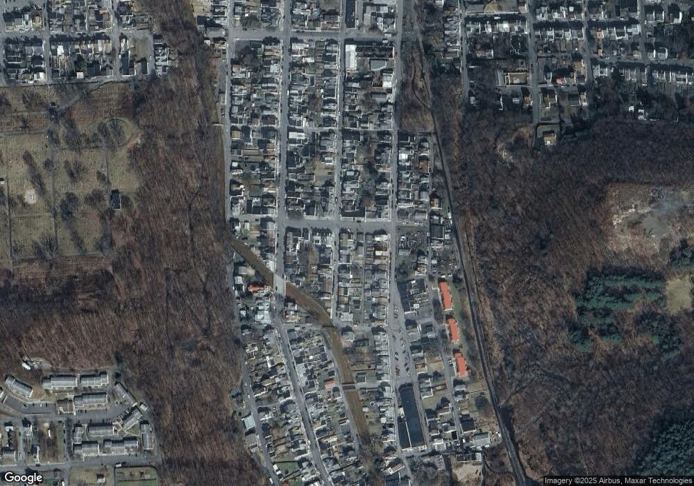 205 S Franklin St, Shamokin, PA 17872 - photo 1