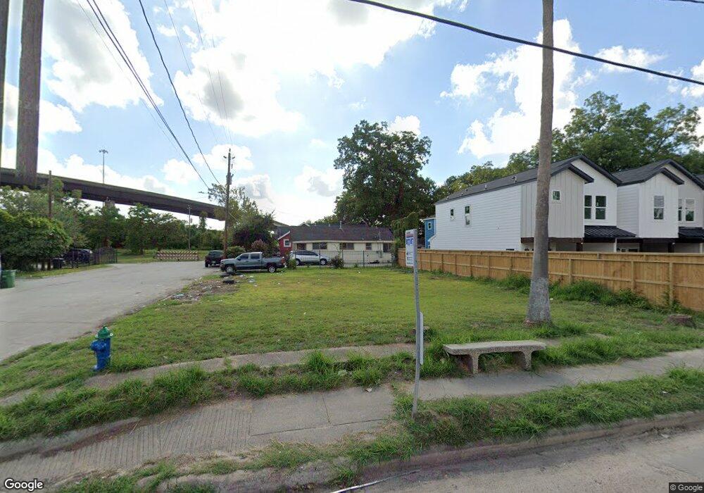 5720 Elysian St unit 1, Houston, TX 77009 - photo 1